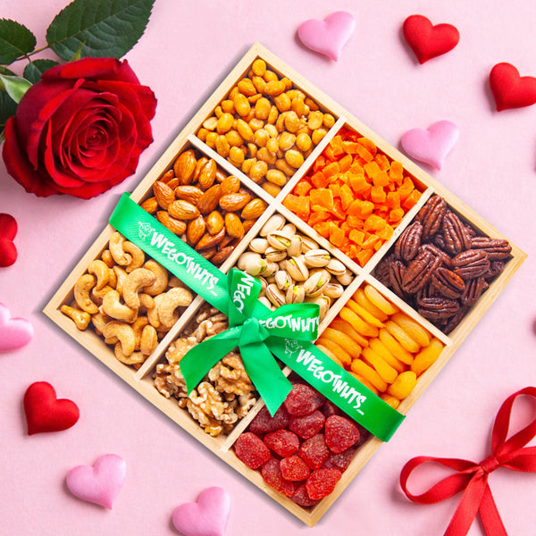 Holiday Mixed Nuts & Fruit Square Gift Tray